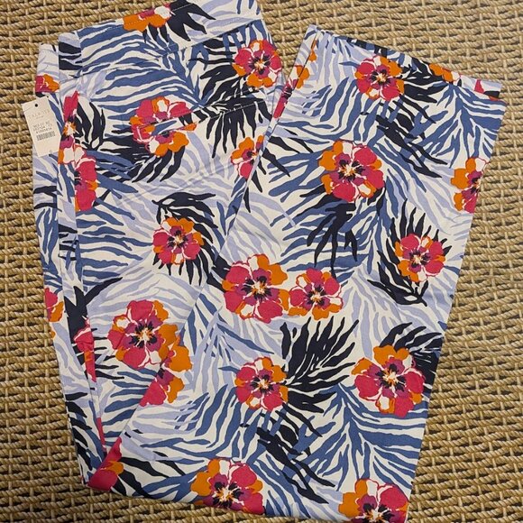 Talbots Floral Crop Print Pants: Women's Size 6 - NWT - Picture 1 of 3